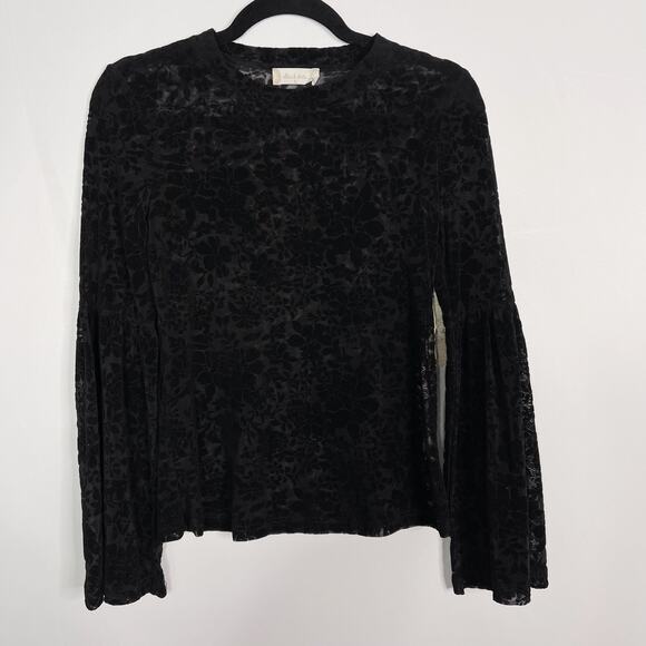 New Altar'd State Small S Black Velvet Burn Out Long Flare Sleeve Blouse Floral - Picture 1 of 10